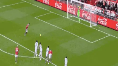 “曼城财务违规恐丢冠，利物浦或成最大受益者——《回声报》”